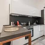 Dreams House Centre בארי
